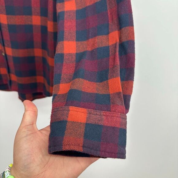 Fjallraven Men’s Skog Slim Fit Red Navy Flannel Plaid Button Up Shirt - Picture 13 of 14